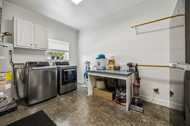 107 N Westlake Drive, Leonard, TX 75452