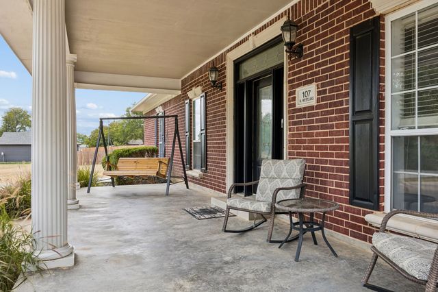 107 N Westlake Drive, Leonard, TX 75452