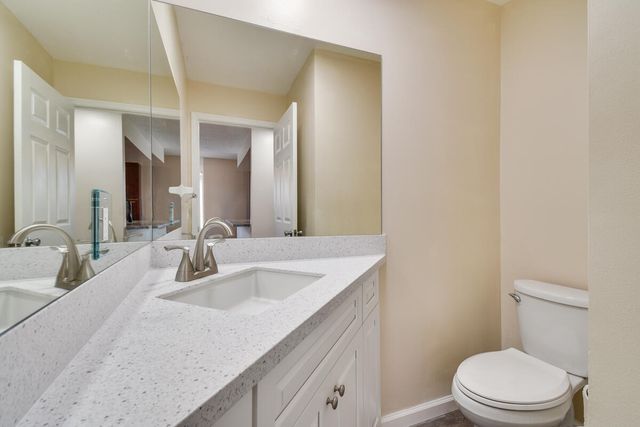 1475 Lake Mango Way, West Palm Beach, FL 33406