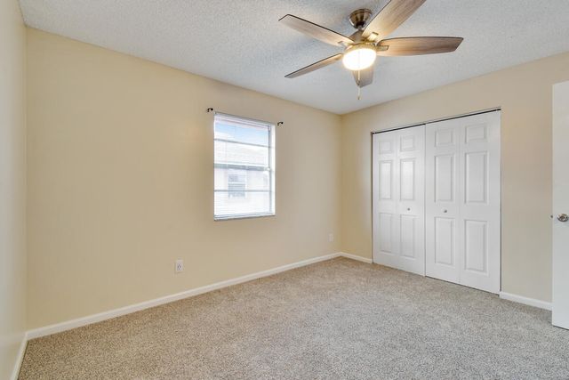 1475 Lake Mango Way, West Palm Beach, FL 33406