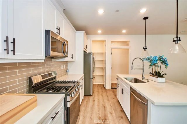 944 North Divino Privado 59, Ontario, CA 91764