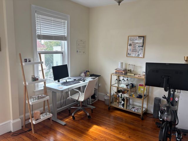 440 E 6th St 3, Boston, MA 02127