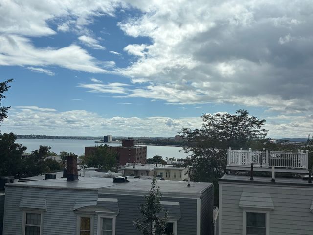440 E 6th St 3, Boston, MA 02127
