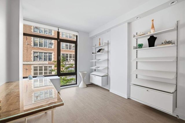 427 E 12th St Apt 3A, New York City, NY 10009