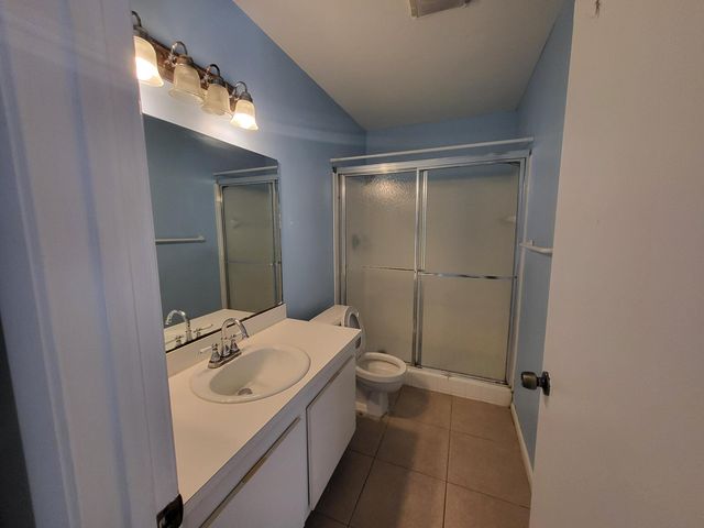 1801 Waterview Circle, Palm Springs, FL 33461