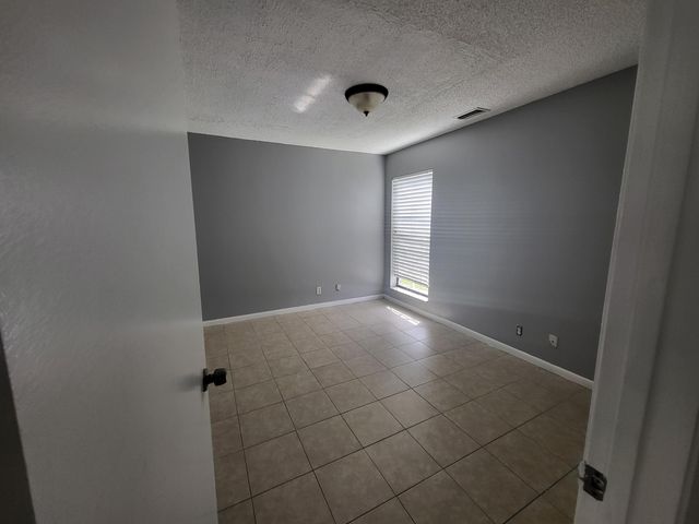 1801 Waterview Circle, Palm Springs, FL 33461