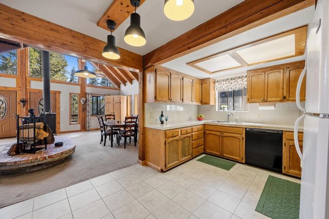 21146 Donner Pass Road, Soda Springs, CA 95728