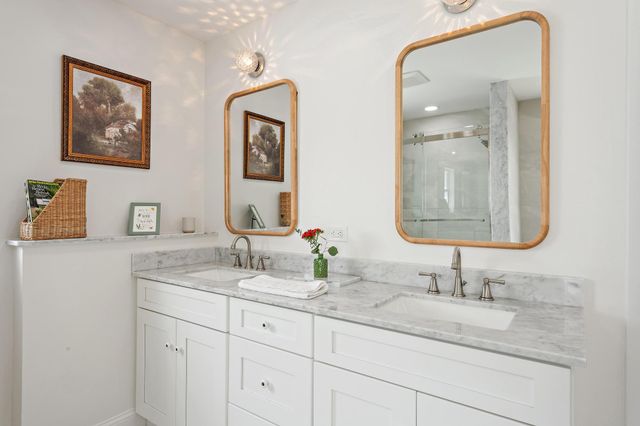 9831 Hyacinth Circle S, Palm Beach Gardens, FL 33410