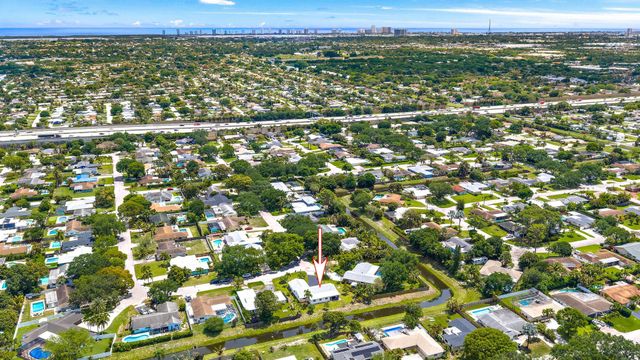 9831 Hyacinth Circle S, Palm Beach Gardens, FL 33410