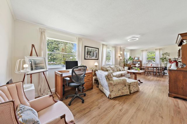 9831 Hyacinth Circle S, Palm Beach Gardens, FL 33410