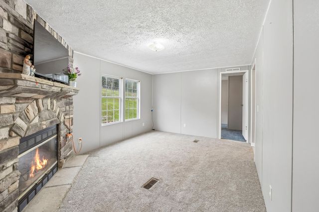 47 Riddleton Cir, Riddleton, TN 37151