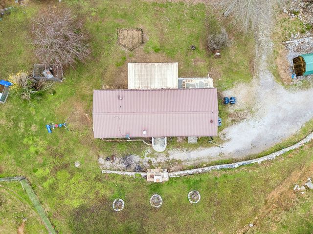 47 Riddleton Cir, Riddleton, TN 37151