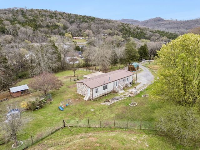 47 Riddleton Cir, Riddleton, TN 37151