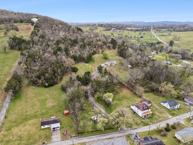 47 Riddleton Cir, Riddleton, TN 37151