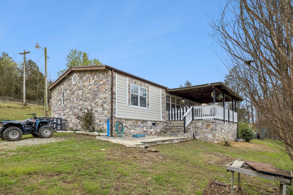 47 Riddleton Cir, Riddleton, TN 37151