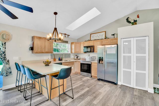 6413 Peterson Road, Fort Pierce, FL 34945