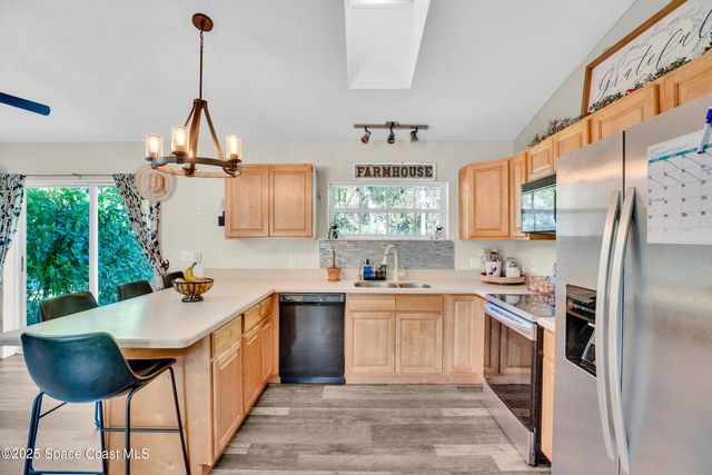 6413 Peterson Road, Fort Pierce, FL 34945