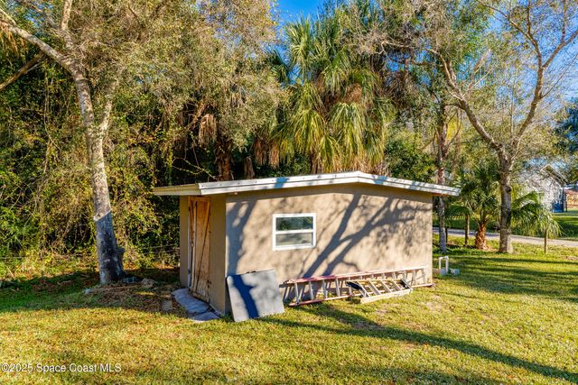 6413 Peterson Road, Fort Pierce, FL 34945