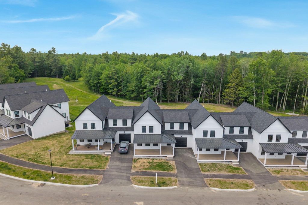 32 Fairway Commons Drive 11, Gorham, ME 04038 — exterior