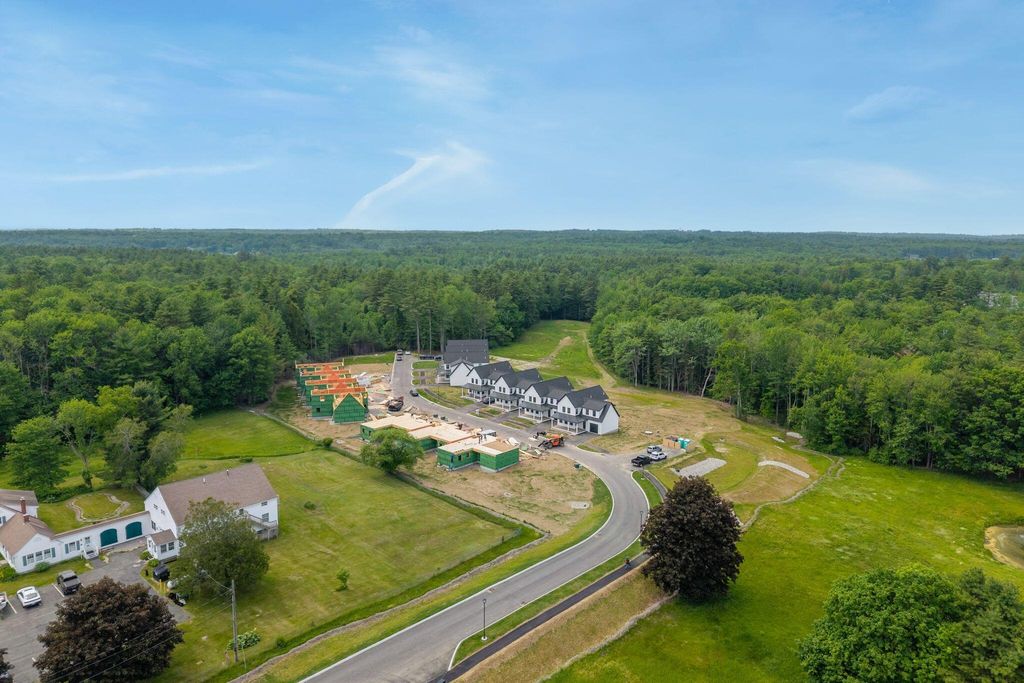 32 Fairway Commons Drive 11, Gorham, ME 04038 — photo 2