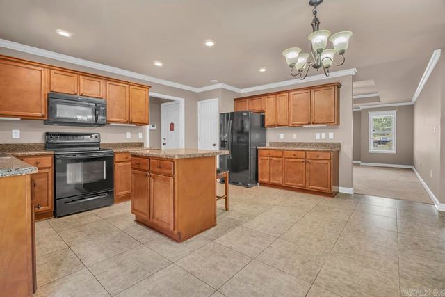 600 Meadow Lynn Drive, Morrilton, AR 72110