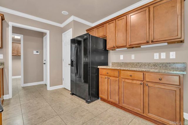 600 Meadow Lynn Drive, Morrilton, AR 72110