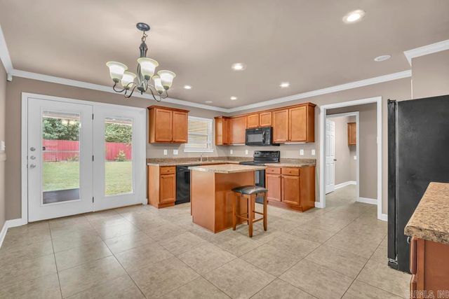 600 Meadow Lynn Drive, Morrilton, AR 72110