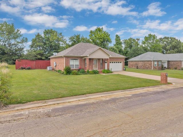 600 Meadow Lynn Drive, Morrilton, AR 72110