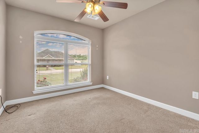 600 Meadow Lynn Drive, Morrilton, AR 72110