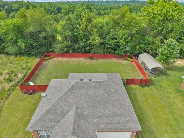 600 Meadow Lynn Drive, Morrilton, AR 72110