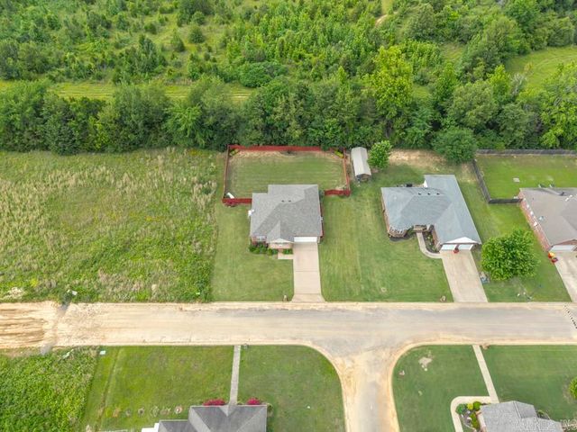 600 Meadow Lynn Drive, Morrilton, AR 72110