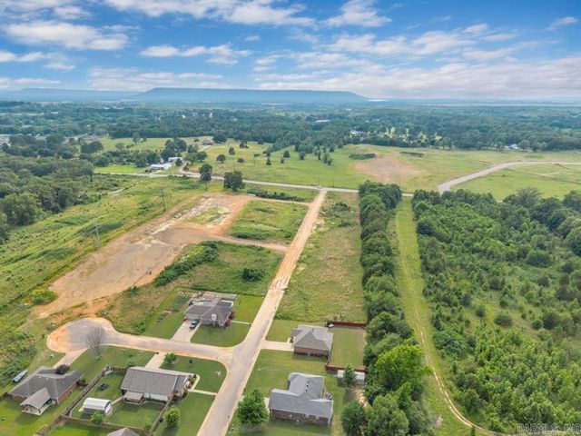 600 Meadow Lynn Drive, Morrilton, AR 72110