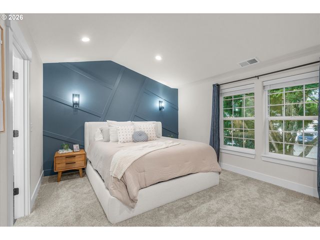 1111 33rd Ave, Forest Grove, OR 97116