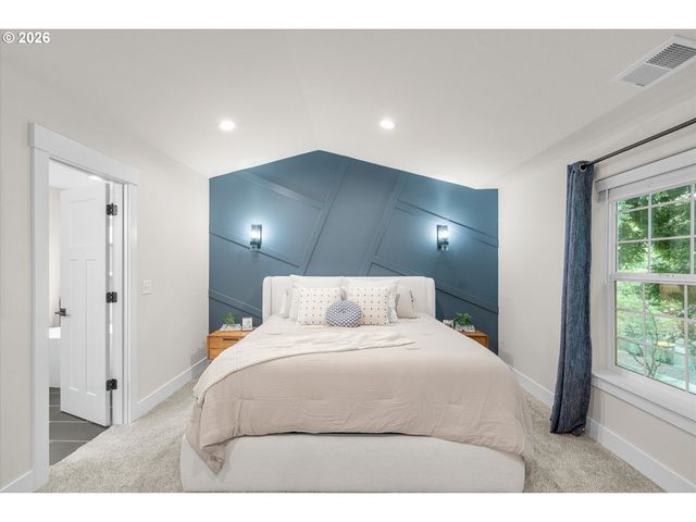 1111 33rd Ave, Forest Grove, OR 97116