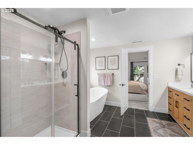 1111 33rd Ave, Forest Grove, OR 97116