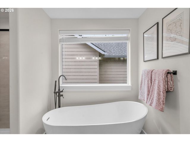 1111 33rd Ave, Forest Grove, OR 97116