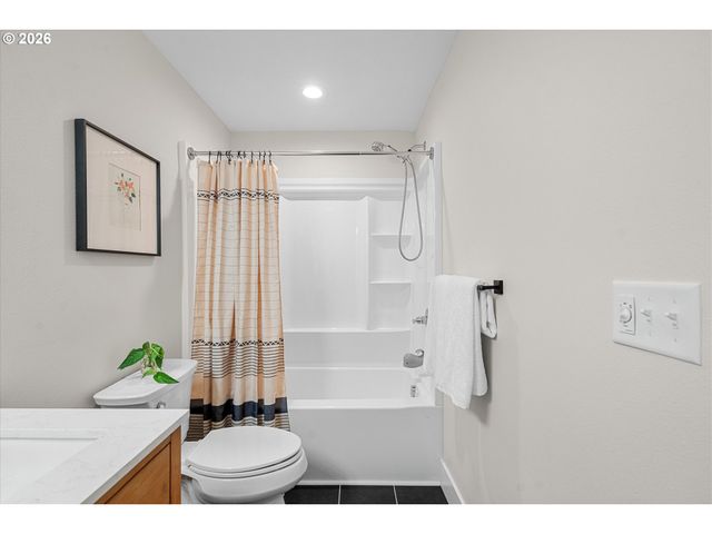 1111 33rd Ave, Forest Grove, OR 97116