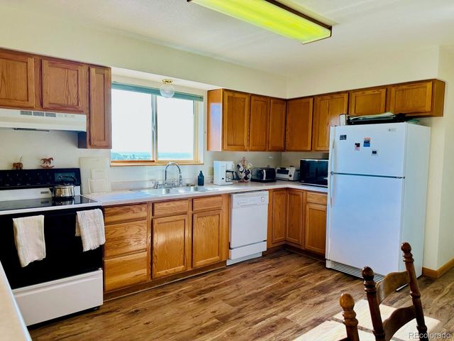 162 Cedar Ridge Rd, Mosca, CO 81146