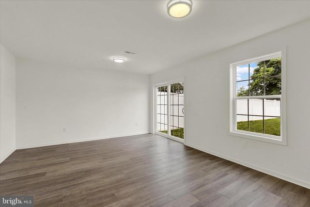 36 COOP LN, Hanover, PA 17331
