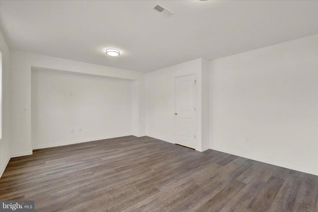 36 COOP LN, Hanover, PA 17331