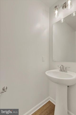 36 COOP LN, Hanover, PA 17331