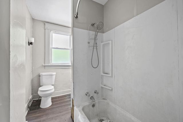 208-210 Dana Avenue, Columbus, OH 43223