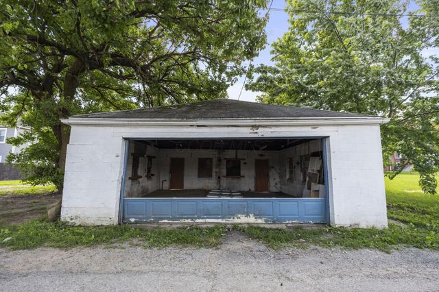 208-210 Dana Avenue, Columbus, OH 43223