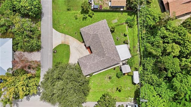 2230 Jasper AVE, Fort Myers, FL 33907