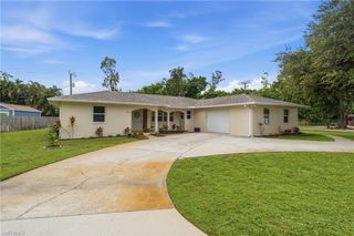 2230 Jasper AVE, Fort Myers, FL 33907