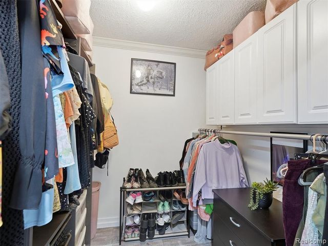 120 Oriole Street, Commerce Twp, MI 48382