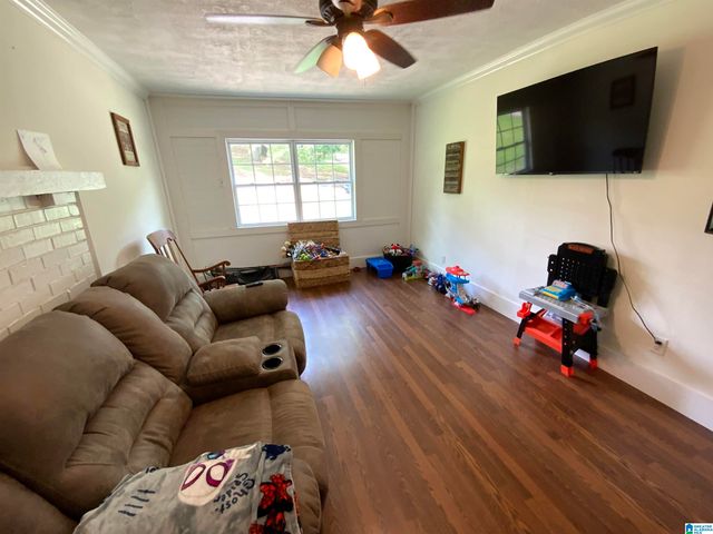 19 FORREST DRIVE, Springville, AL 35146