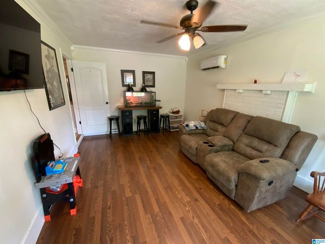19 FORREST DRIVE, Springville, AL 35146