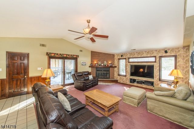 181 Center Grove Rd, Randolph Twp., NJ 07869