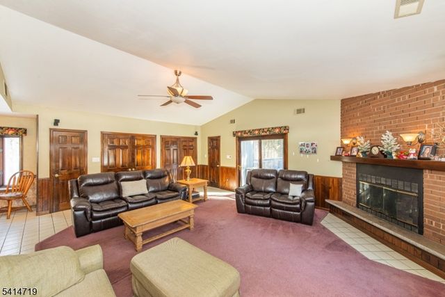 181 Center Grove Rd, Randolph Twp., NJ 07869